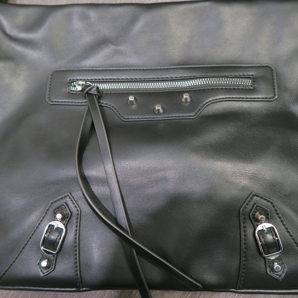 Black Leather Tote - Picture 4 of 7